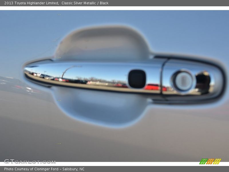 Classic Silver Metallic / Black 2013 Toyota Highlander Limited