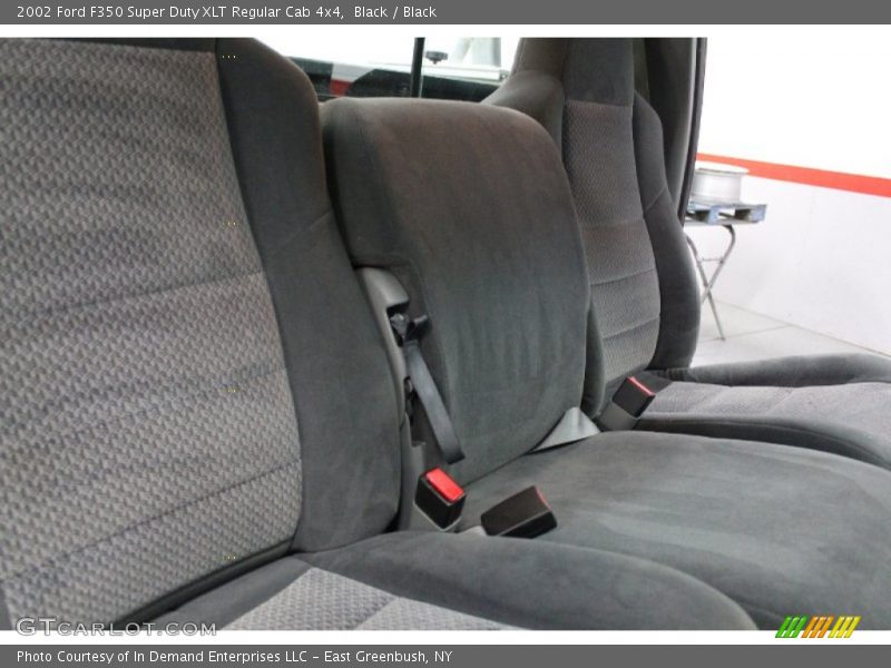 Black / Black 2002 Ford F350 Super Duty XLT Regular Cab 4x4