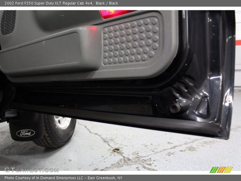 Black / Black 2002 Ford F350 Super Duty XLT Regular Cab 4x4