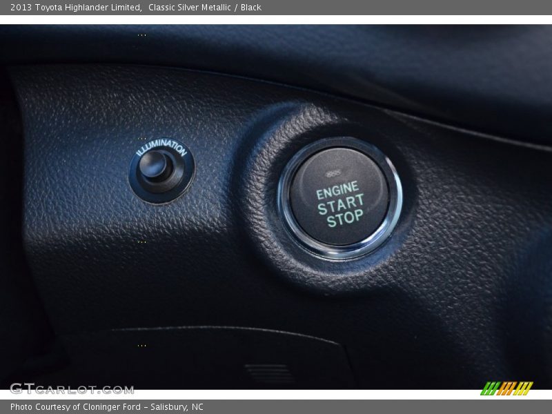 Classic Silver Metallic / Black 2013 Toyota Highlander Limited