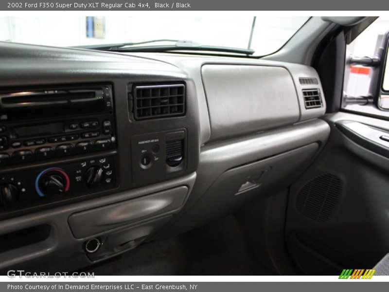 Black / Black 2002 Ford F350 Super Duty XLT Regular Cab 4x4