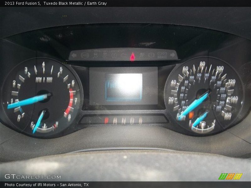 Tuxedo Black Metallic / Earth Gray 2013 Ford Fusion S