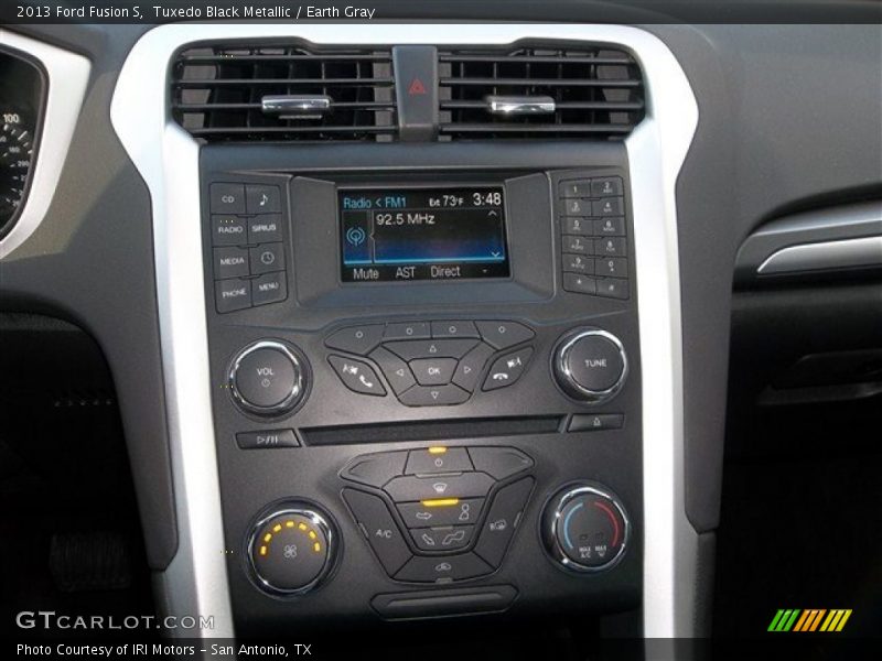 Tuxedo Black Metallic / Earth Gray 2013 Ford Fusion S