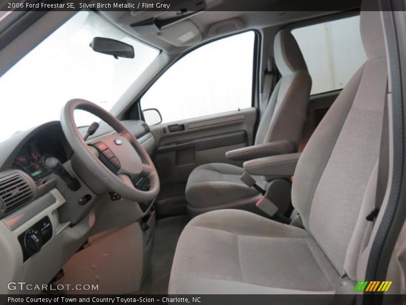 Front Seat of 2006 Freestar SE