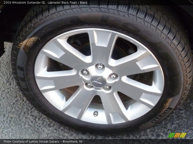 Labrador Black Pearl / Black 2009 Mitsubishi Outlander SE