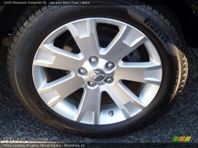 Labrador Black Pearl / Black 2009 Mitsubishi Outlander SE