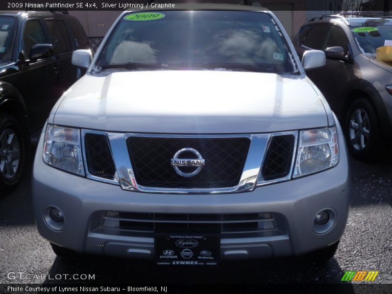 Silver Lightning / Graphite 2009 Nissan Pathfinder SE 4x4