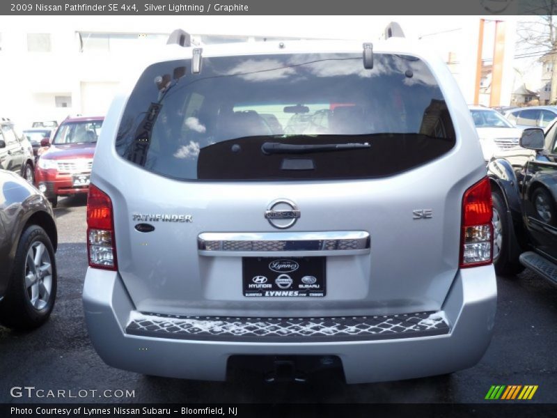 Silver Lightning / Graphite 2009 Nissan Pathfinder SE 4x4