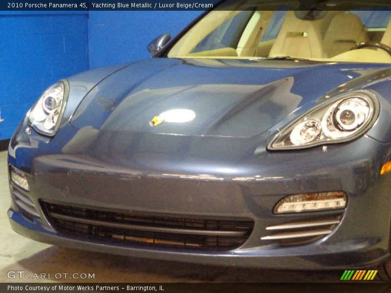 Yachting Blue Metallic / Luxor Beige/Cream 2010 Porsche Panamera 4S