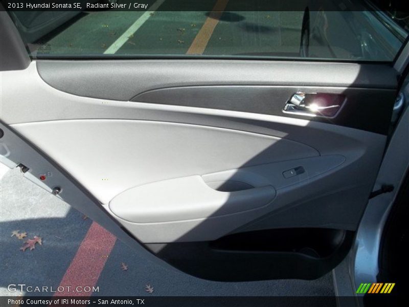 Radiant Silver / Gray 2013 Hyundai Sonata SE
