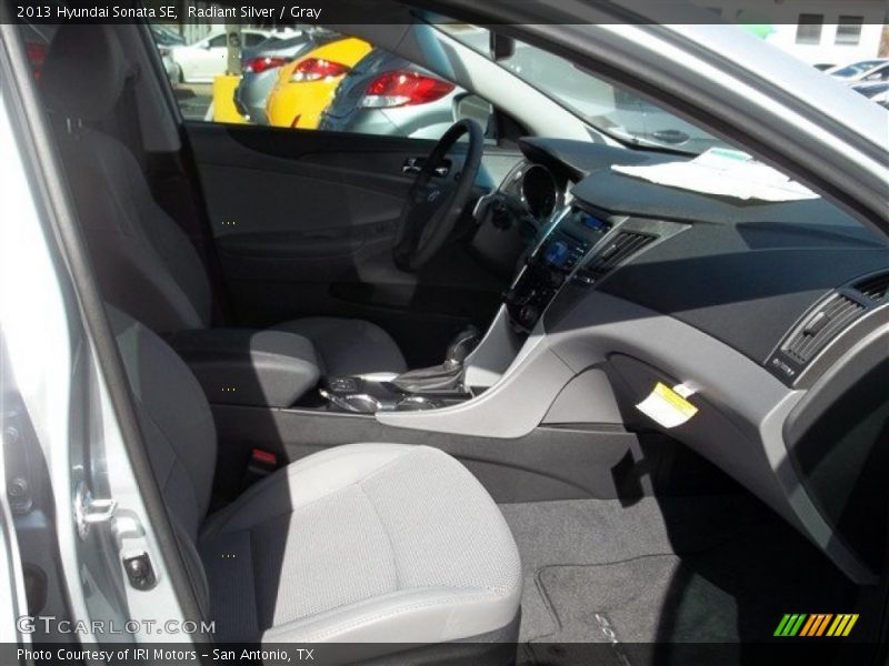 Radiant Silver / Gray 2013 Hyundai Sonata SE