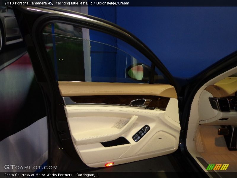 Yachting Blue Metallic / Luxor Beige/Cream 2010 Porsche Panamera 4S