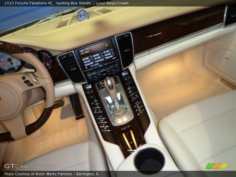 Yachting Blue Metallic / Luxor Beige/Cream 2010 Porsche Panamera 4S