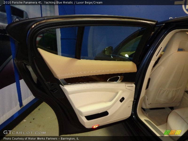 Yachting Blue Metallic / Luxor Beige/Cream 2010 Porsche Panamera 4S