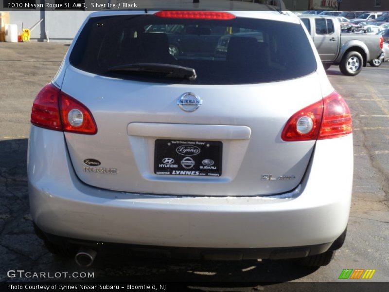 Silver Ice / Black 2010 Nissan Rogue SL AWD