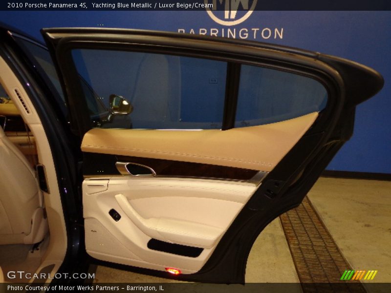 Yachting Blue Metallic / Luxor Beige/Cream 2010 Porsche Panamera 4S