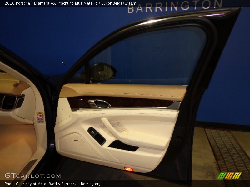 Yachting Blue Metallic / Luxor Beige/Cream 2010 Porsche Panamera 4S