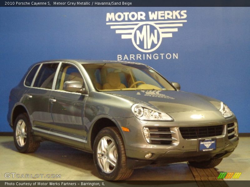 Meteor Grey Metallic / Havanna/Sand Beige 2010 Porsche Cayenne S