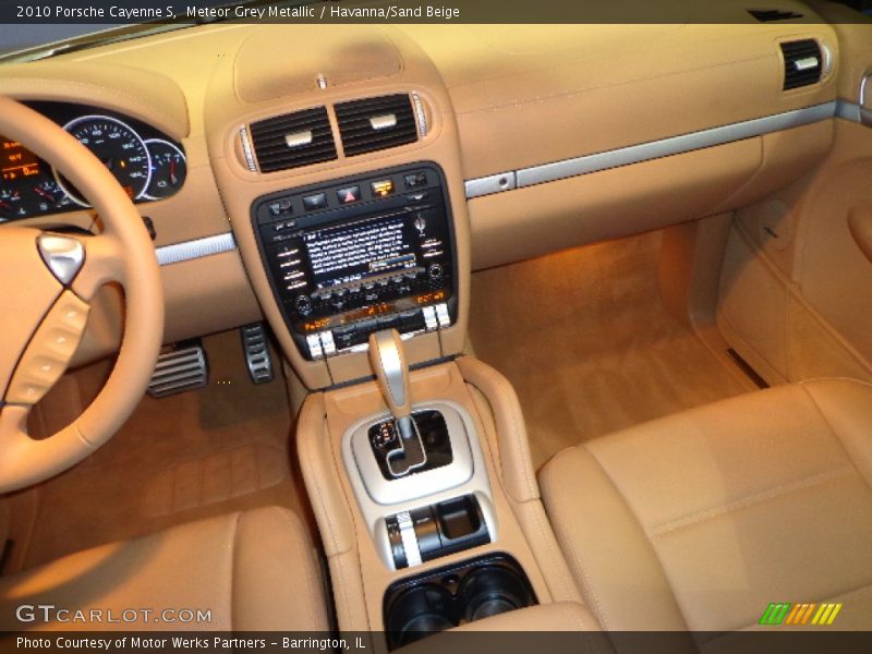 Meteor Grey Metallic / Havanna/Sand Beige 2010 Porsche Cayenne S