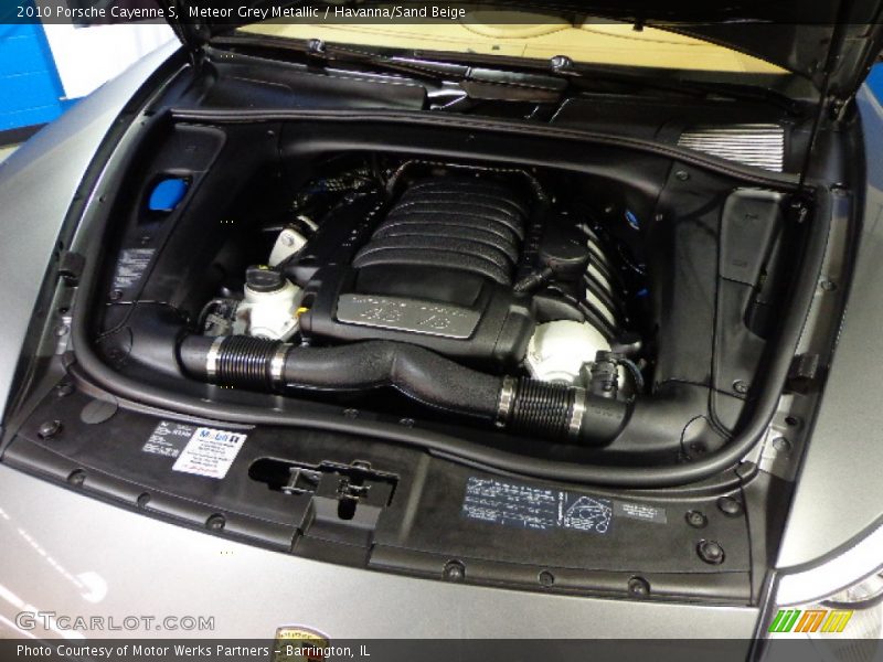 Meteor Grey Metallic / Havanna/Sand Beige 2010 Porsche Cayenne S