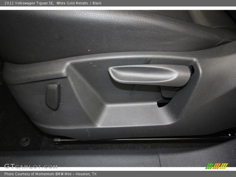 White Gold Metallic / Black 2012 Volkswagen Tiguan SE