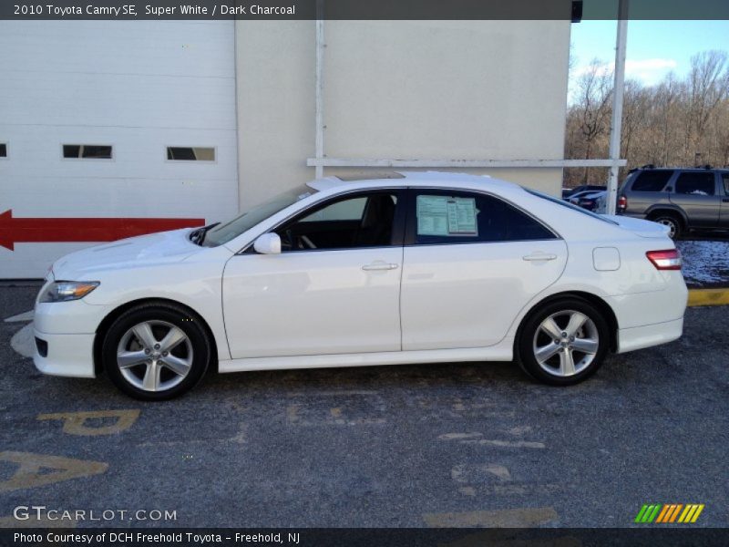 Super White / Dark Charcoal 2010 Toyota Camry SE