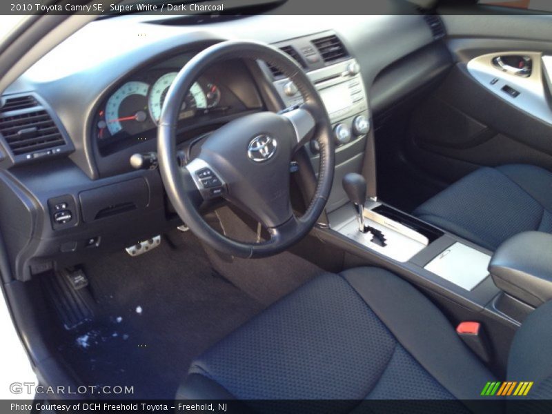 Super White / Dark Charcoal 2010 Toyota Camry SE