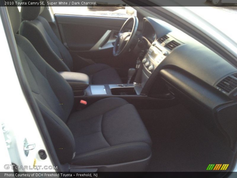 Super White / Dark Charcoal 2010 Toyota Camry SE