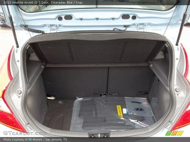 Clearwater Blue / Gray 2013 Hyundai Accent GS 5 Door