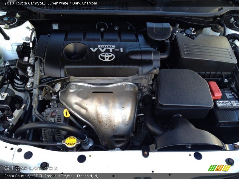 Super White / Dark Charcoal 2010 Toyota Camry SE