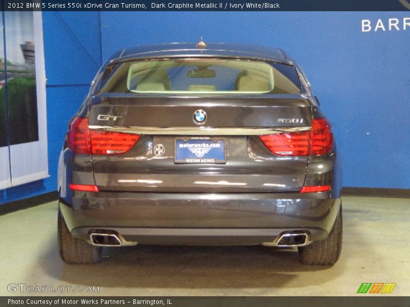 Dark Graphite Metallic II / Ivory White/Black 2012 BMW 5 Series 550i xDrive Gran Turismo