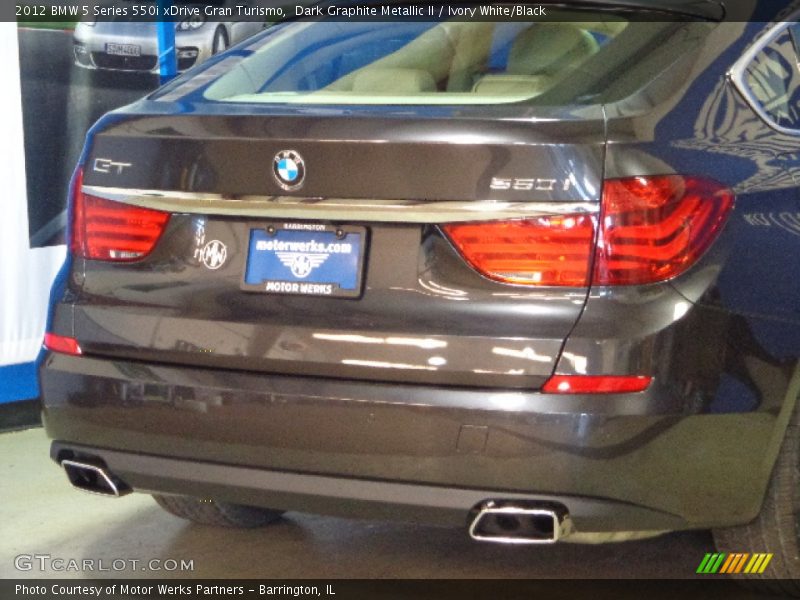 Dark Graphite Metallic II / Ivory White/Black 2012 BMW 5 Series 550i xDrive Gran Turismo