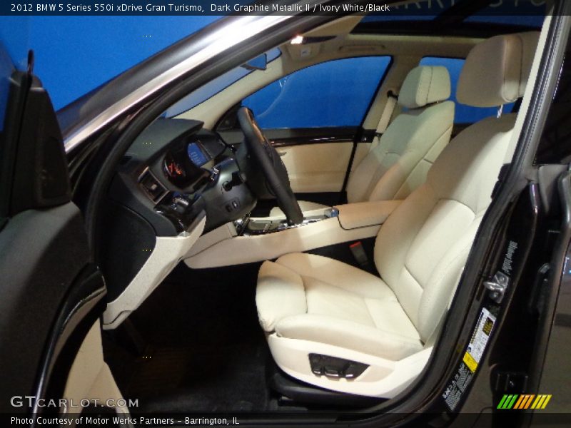 Front Seat of 2012 5 Series 550i xDrive Gran Turismo