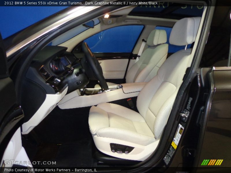 Front Seat of 2012 5 Series 550i xDrive Gran Turismo