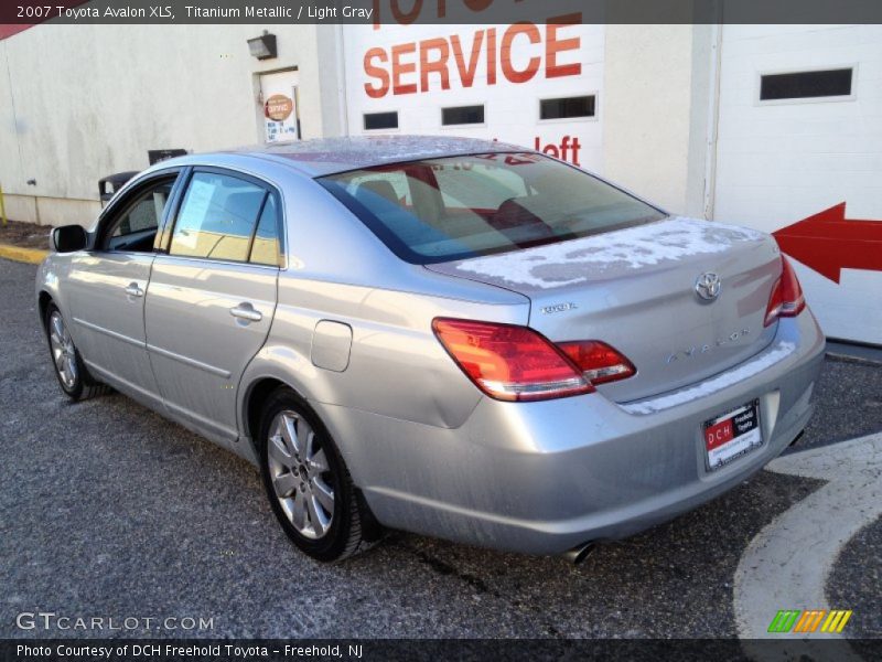 Titanium Metallic / Light Gray 2007 Toyota Avalon XLS