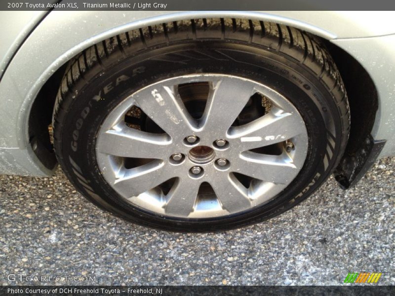 Titanium Metallic / Light Gray 2007 Toyota Avalon XLS