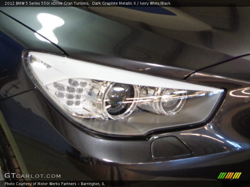 Dark Graphite Metallic II / Ivory White/Black 2012 BMW 5 Series 550i xDrive Gran Turismo