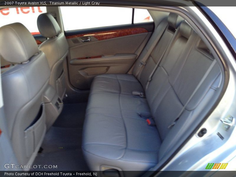 Titanium Metallic / Light Gray 2007 Toyota Avalon XLS