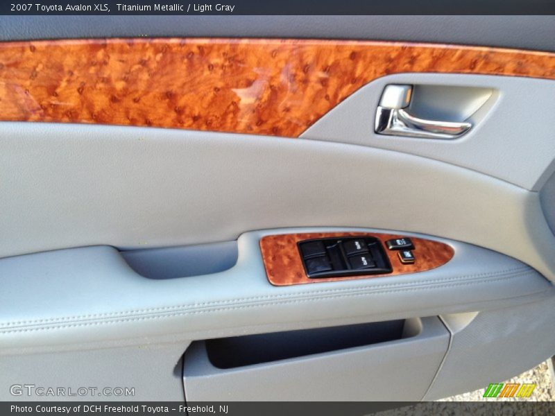 Titanium Metallic / Light Gray 2007 Toyota Avalon XLS