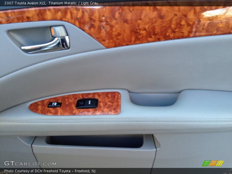 Titanium Metallic / Light Gray 2007 Toyota Avalon XLS