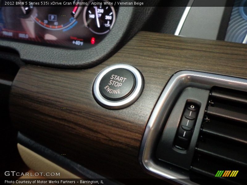Alpine White / Venetian Beige 2012 BMW 5 Series 535i xDrive Gran Turismo
