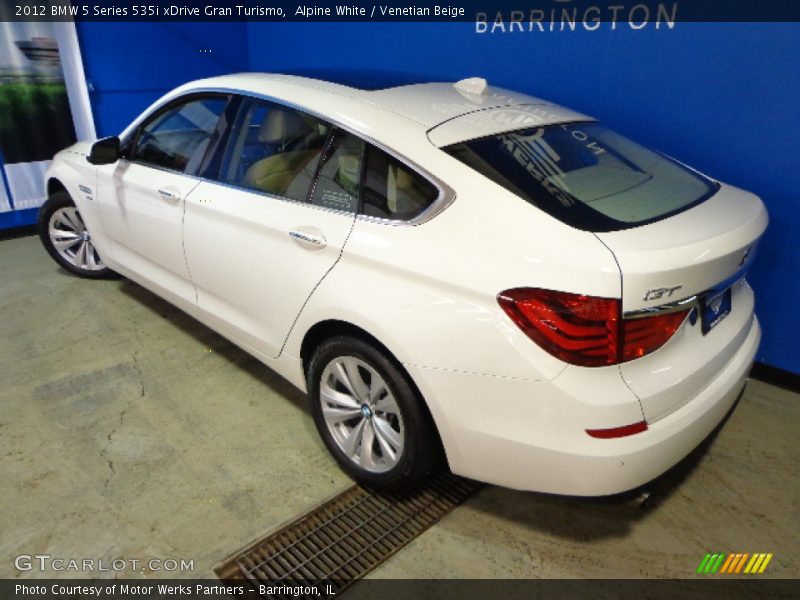 Alpine White / Venetian Beige 2012 BMW 5 Series 535i xDrive Gran Turismo