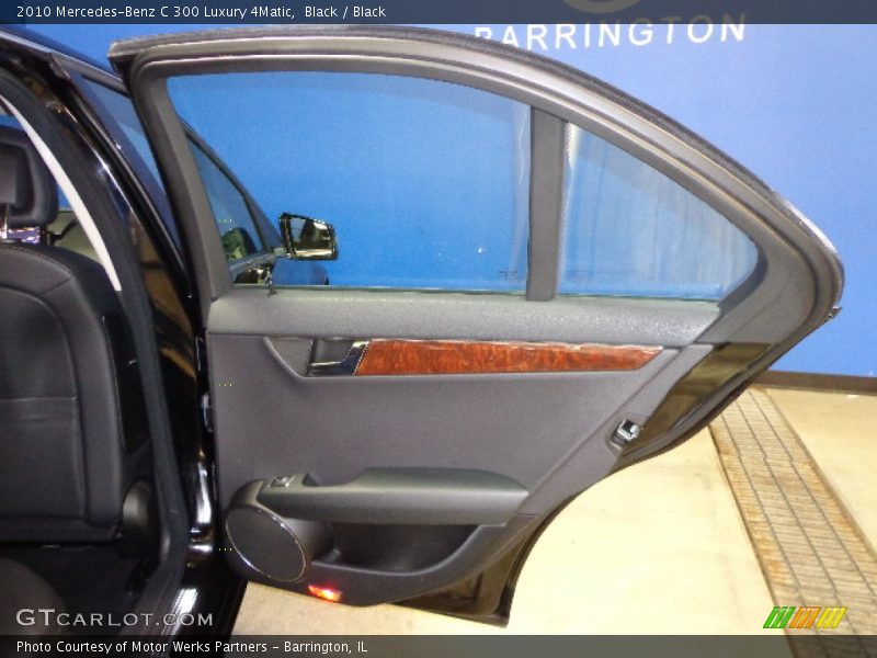 Black / Black 2010 Mercedes-Benz C 300 Luxury 4Matic