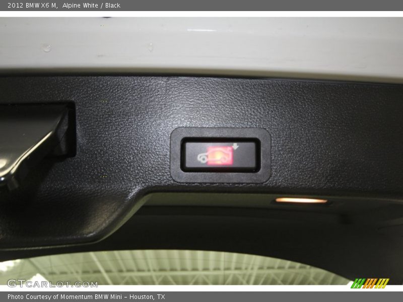 Alpine White / Black 2012 BMW X6 M