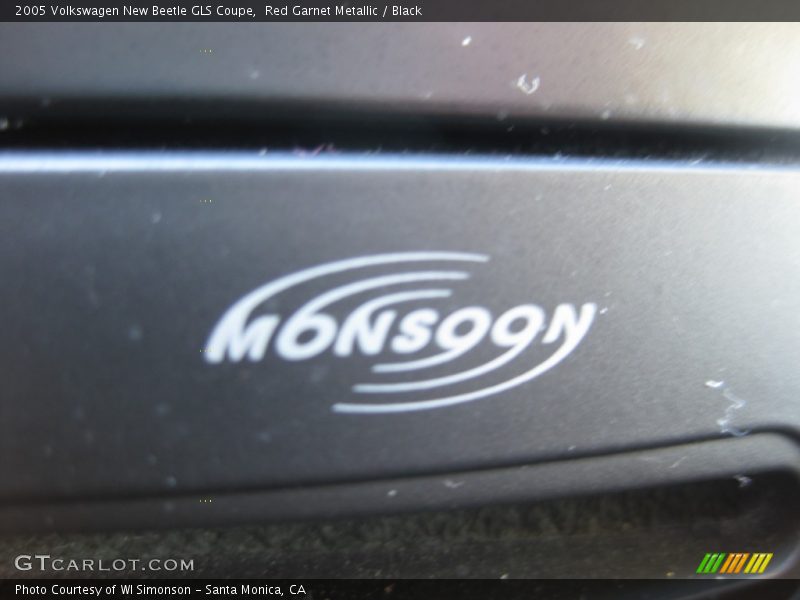 Red Garnet Metallic / Black 2005 Volkswagen New Beetle GLS Coupe