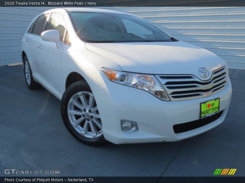 Blizzard White Pearl / Ivory 2010 Toyota Venza I4