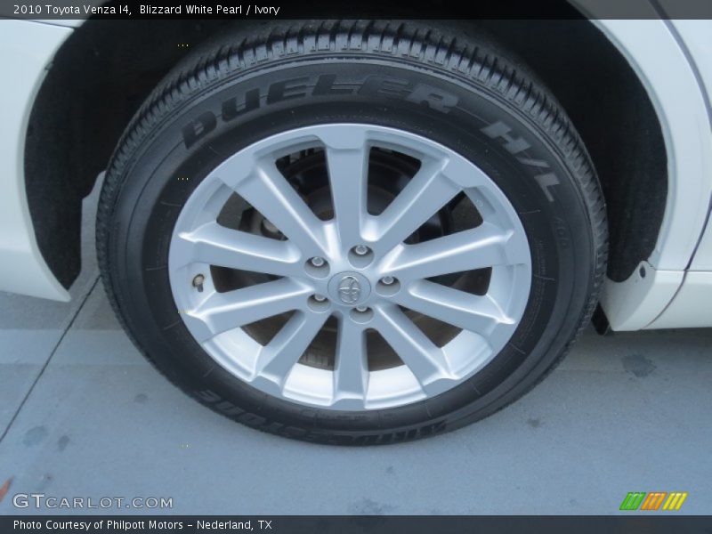 Blizzard White Pearl / Ivory 2010 Toyota Venza I4