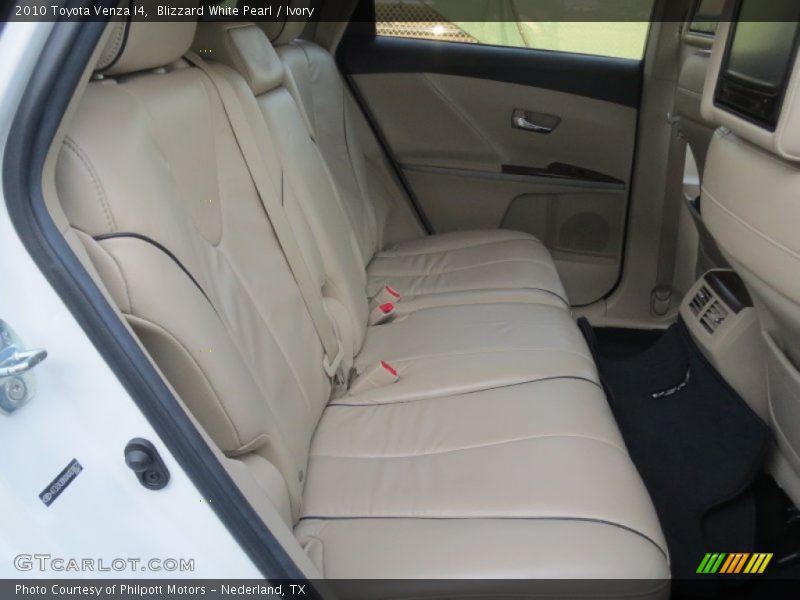 Rear Seat of 2010 Venza I4