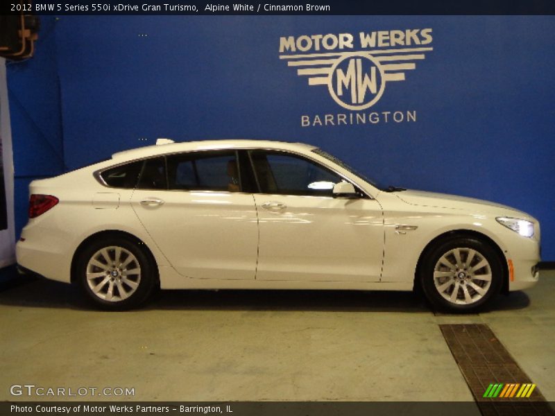 Alpine White / Cinnamon Brown 2012 BMW 5 Series 550i xDrive Gran Turismo