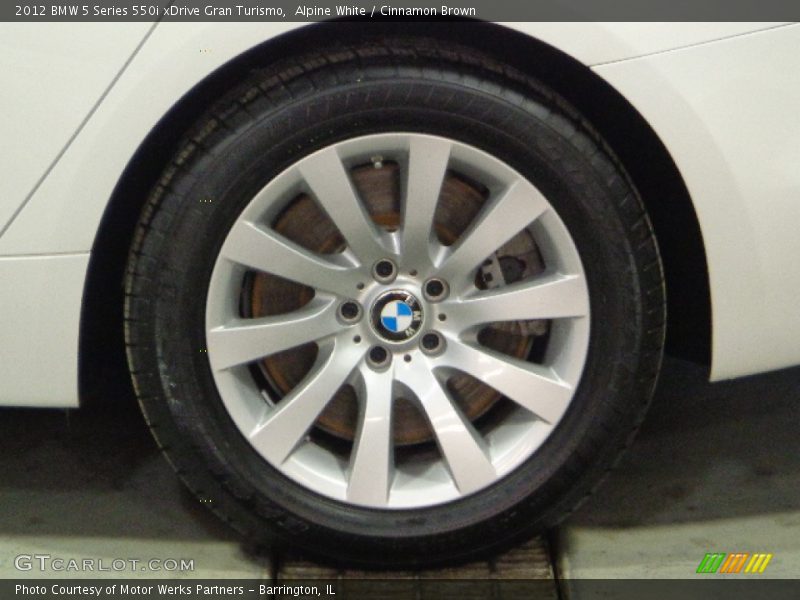 Alpine White / Cinnamon Brown 2012 BMW 5 Series 550i xDrive Gran Turismo